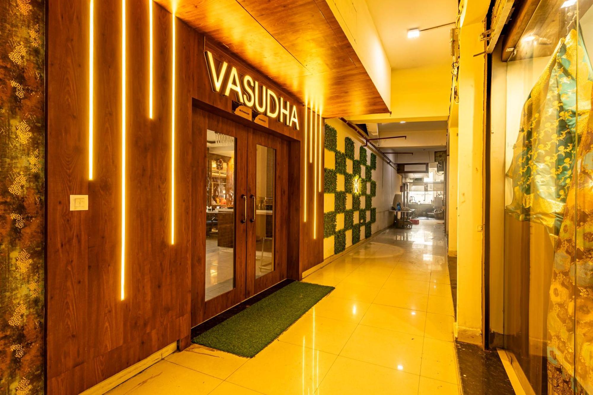 Hotel Vedangam Near Kashi Vishwanath Temple Varanasi, Varanasi